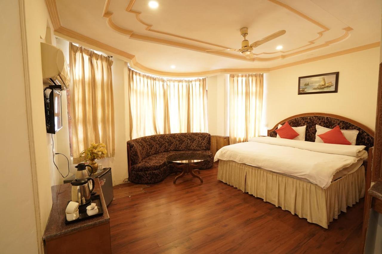 Royal Palace Resort Bhagsunag Dharamshala Ngoại thất bức ảnh
