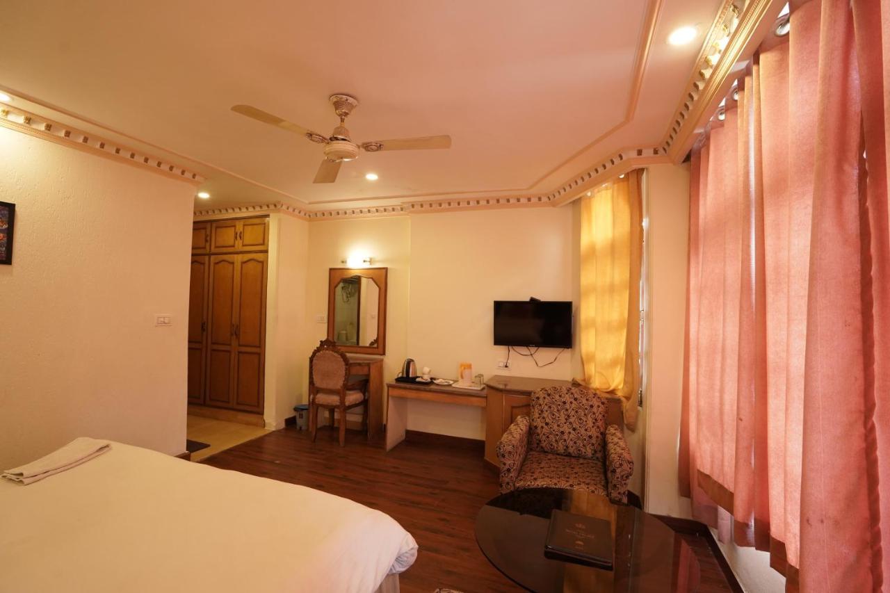 Royal Palace Resort Bhagsunag Dharamshala Ngoại thất bức ảnh