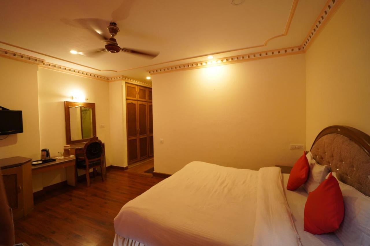 Royal Palace Resort Bhagsunag Dharamshala Ngoại thất bức ảnh