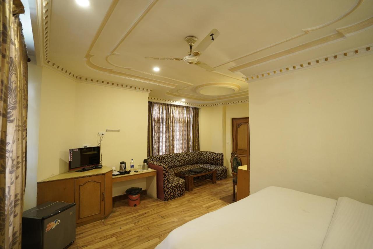 Royal Palace Resort Bhagsunag Dharamshala Ngoại thất bức ảnh