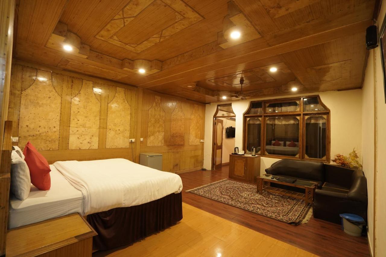 Royal Palace Resort Bhagsunag Dharamshala Ngoại thất bức ảnh