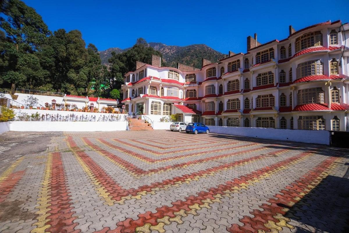 Royal Palace Resort Bhagsunag Dharamshala Ngoại thất bức ảnh